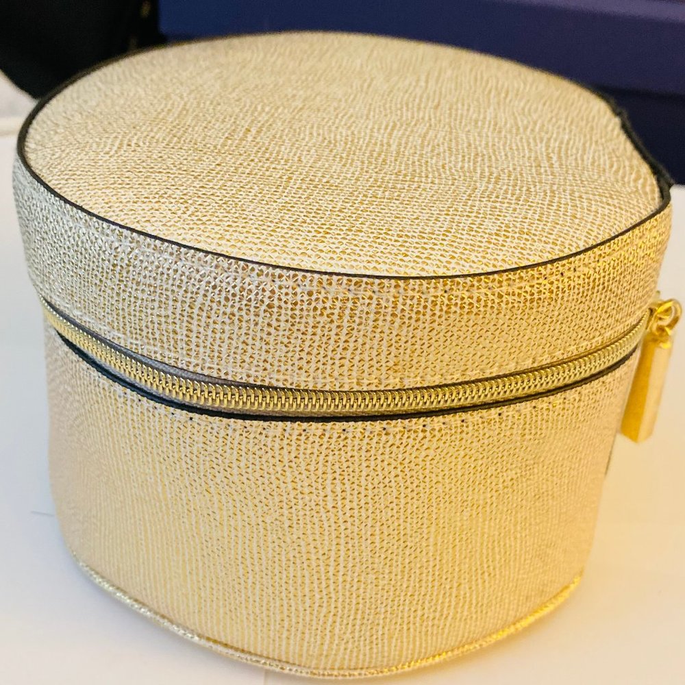 Estee Lauder Makeup Bag Combo